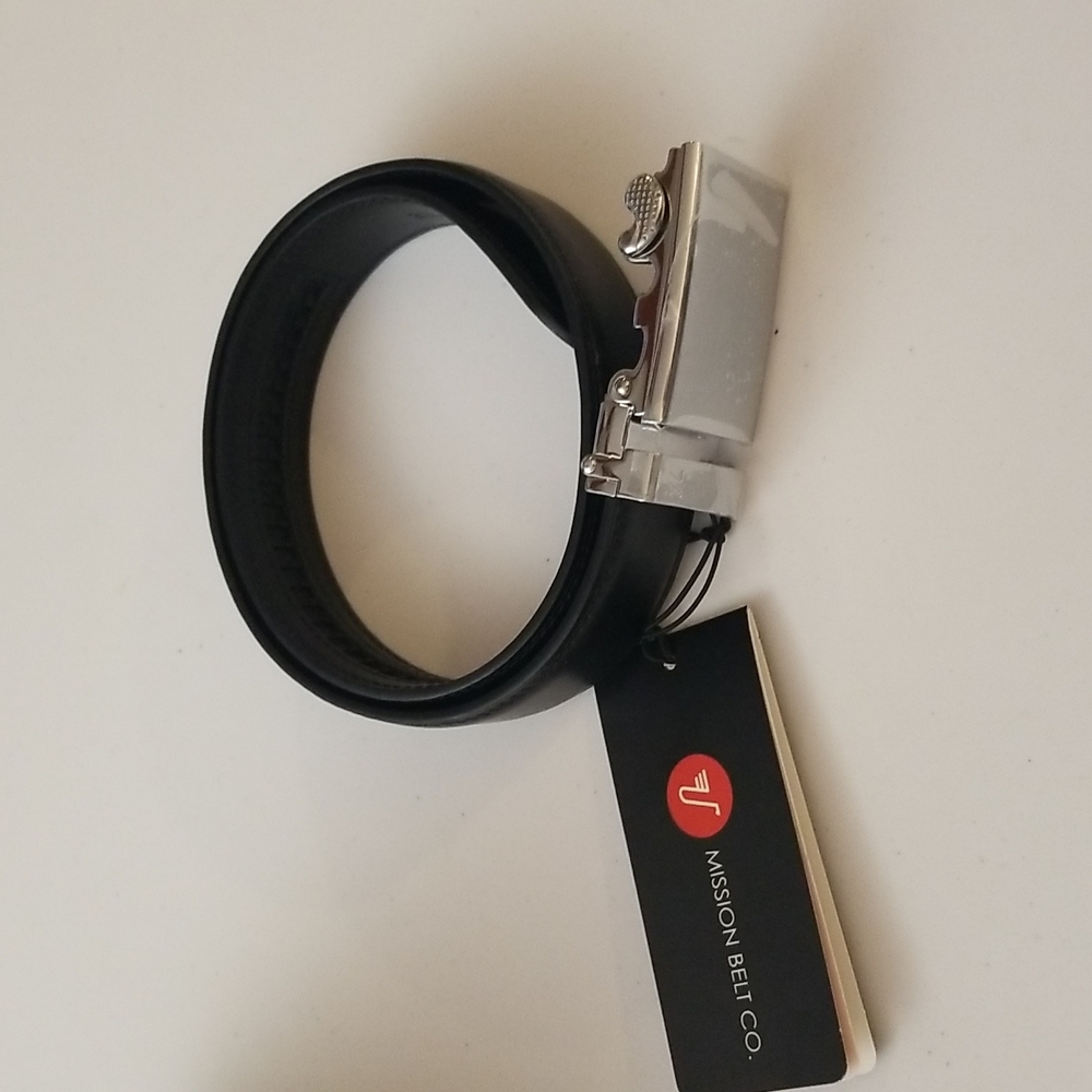 NWT Mission ratchet belt for kids